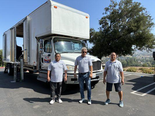 MC Professional & Easy Moving