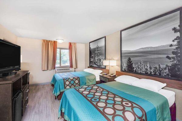 Super 8 By Wyndham Redding