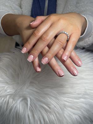 Gel french manicure