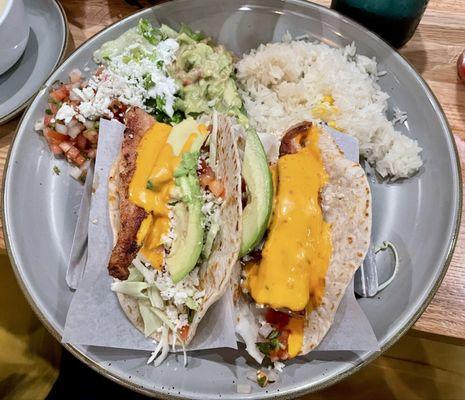 Mahi fish tacos