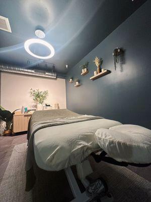 Plush & lush atmosphere. Located within Live Fit Gym. Providing Integrative Fitness powered by LFG.