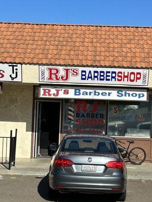 RJ'S Barber Shop