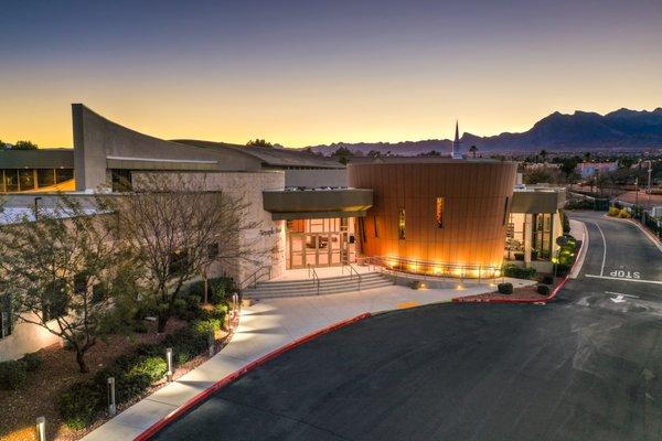 Welcome to Temple Sinai! Your Family. Your Home.