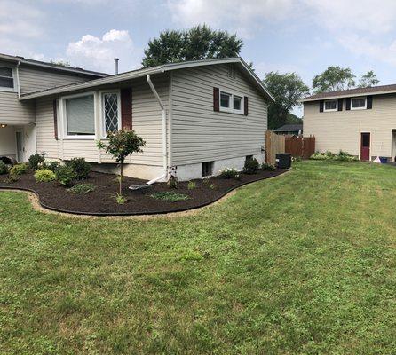New landscape, retaining wall and entry pavers