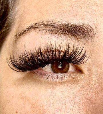 Rich Girl Lashes & Aesthetics