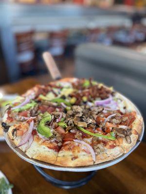 Half veggie half Oggis pizza