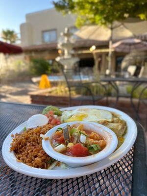 Poco & Mom's Cantina