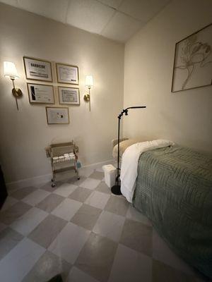 Esthetician Studio Room