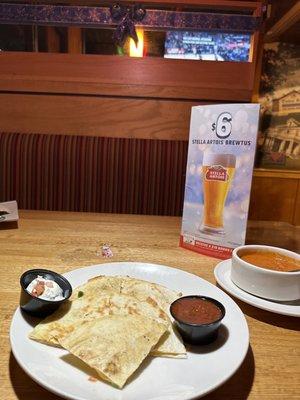 ChEeSe Quesadilla - yUm !