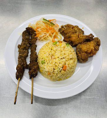 Combo platter included a can of soda or bottle of water!!