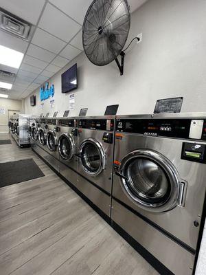 Suds Laundromat