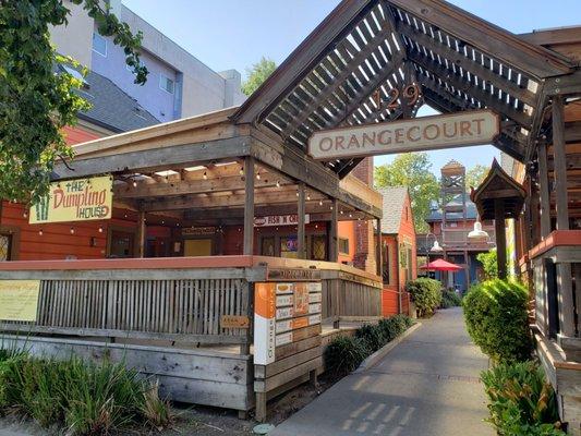 Orangecourt