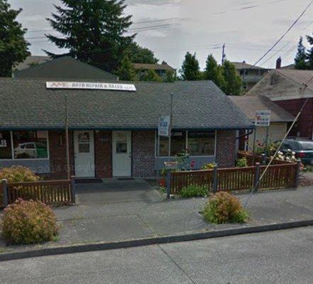 Outside Vans Hair Salon