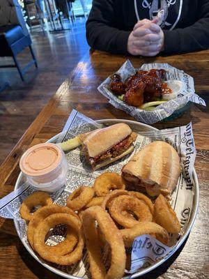 Johnny Mac's Sports Bar & Grill