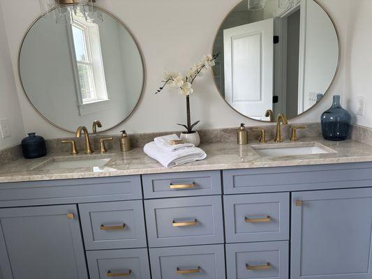 Sula’s’ Super Clean