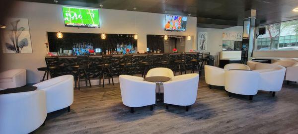 Majestic Ultra Lounge