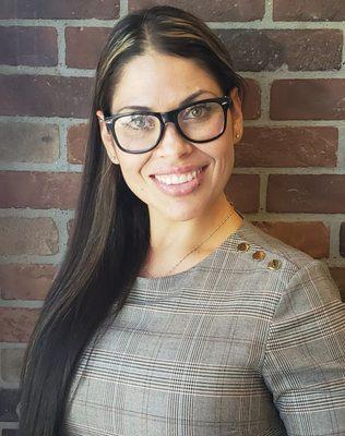 Qualifying broker with six years of experience and a triple major in business with a focus on finance. Passionate about serving my clients!