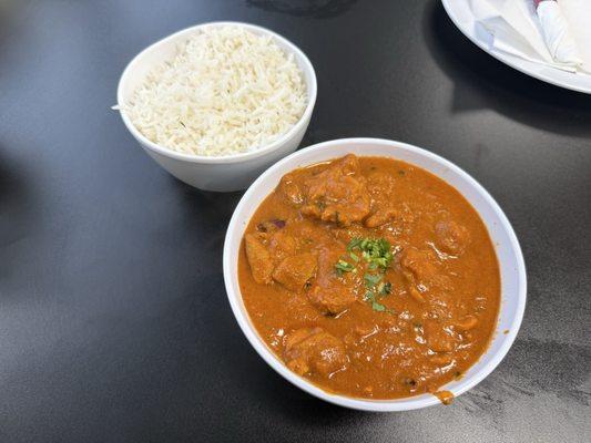 Chicken Vindaloo (comes with rice)
