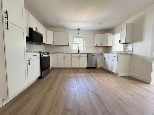 JV Custom Construction