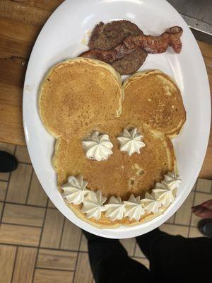 Pancakes, sausage, bacon