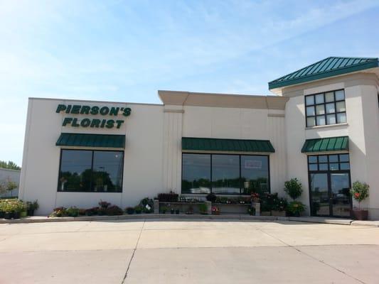 Pierson's Flower Shop & Greenhouse
