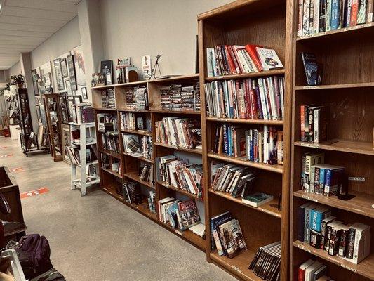 Wimberley Village Thrift Store