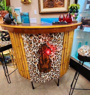 Victoria's Attic Antiques