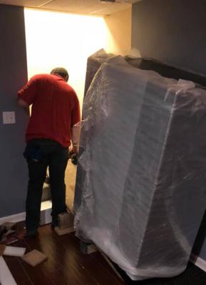 Remarkable “Safe & Vault” Moving