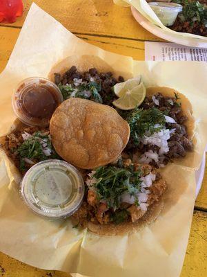 La Taqueria Street Tacos