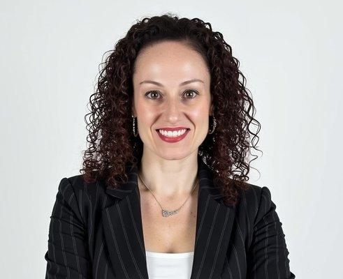 Carla Larca - Houlihan Lawrence