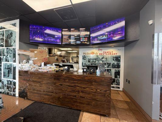 Say McIntosh Restaurant