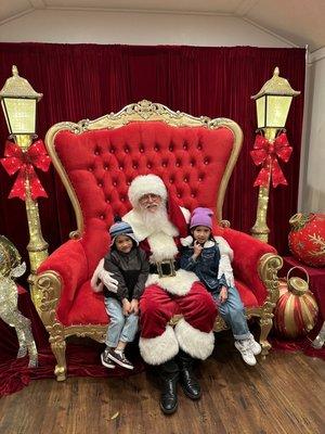 12/11/22 Free event. Meet Santa in the pedestrian mall, near the antique shop.