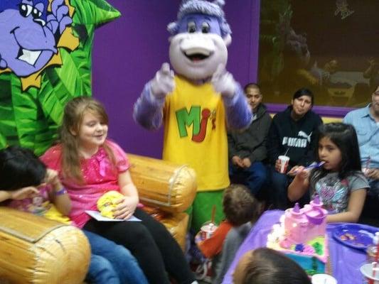 Monkey Joe's birthday party