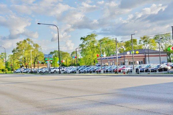 Luxury Motors Credit