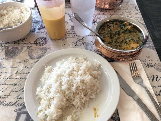 Chicken palak with mango lassi