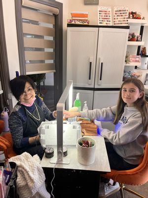 She does well with kids!