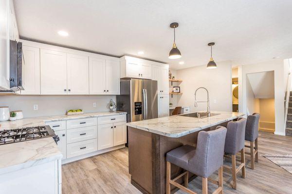 CREW Construction & Restoration