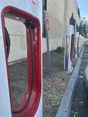 Tesla Supercharger - Ontario