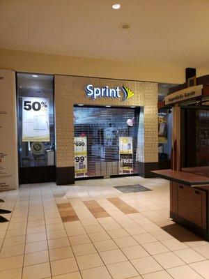 closed down the store