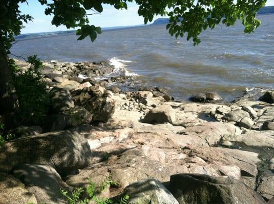 This park is pretty over grown once you go off the wide trails to the river. Nice quiet place sit on the rocks along the river