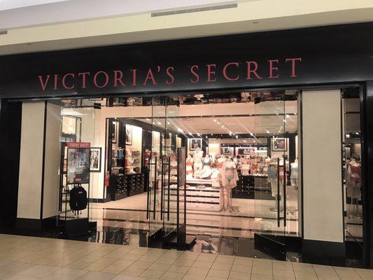 Victoria's Secret & PINK