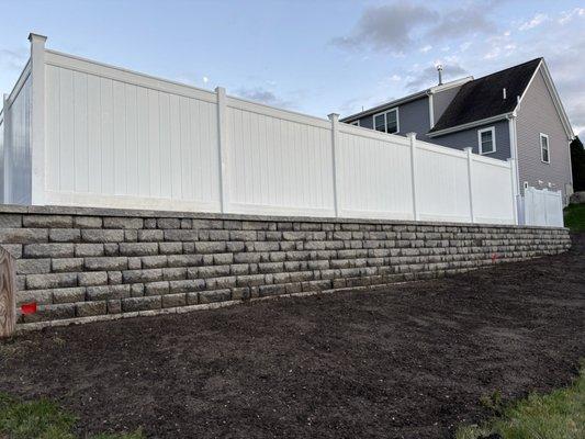 Retaining wall