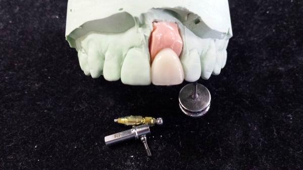 Martinez Dental Laboratories