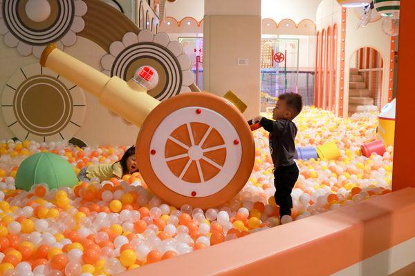 HappyKids Indoor Playground