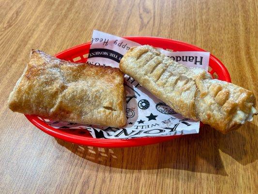 Pastelito de queso & guayaba y coco