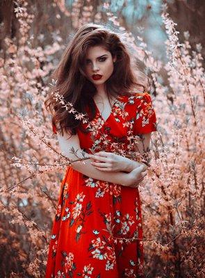 Pi Leonard Makeup and Hair Artistry