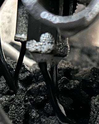 Note bubbles indicating a gas leak.