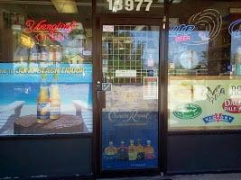 Juno Beach Liquors