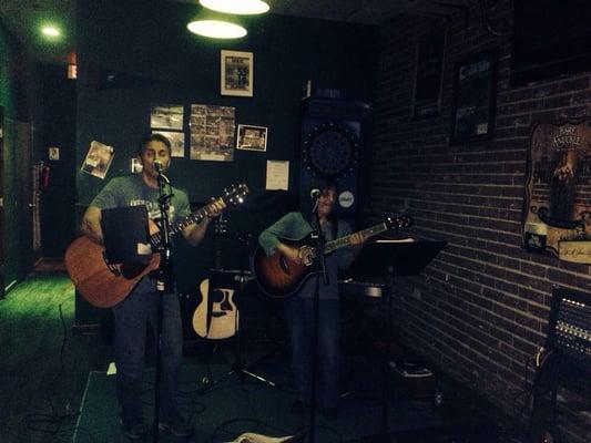 Cunningham's Irish Pub