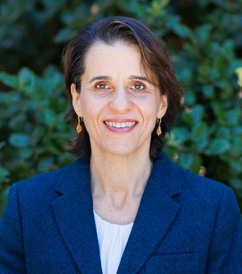 Delbar Jahanian, CMFC, CPFA